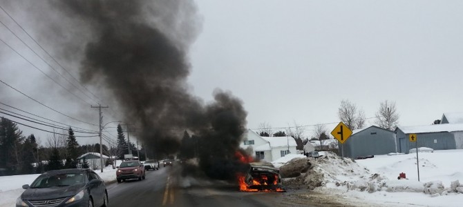 Accident de la route à St-Raymond Accident de la route à St-Raymond