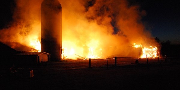Neuville-Incendie agricole Neuville-Incendie agricole
