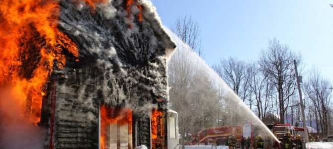 Mise à feu d’un bâtiment à Pont-Rouge