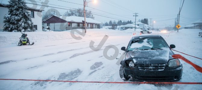 Collision entre une voiture et une motoneige à St-Marc-des-Carrières Collision entre une voiture et une motoneige à St-Marc-des-Carrières