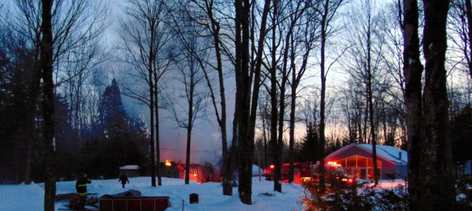 Incendie de garage à Portneuf Incendie de garage à Portneuf