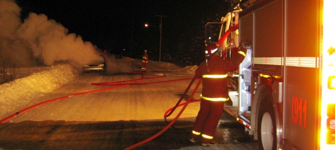 Feu de véhicule à St-Alban